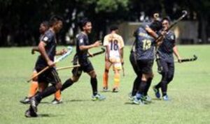 Hoki Lapangan Putra: Protes ke Wasit Warnai Kemenangan Jawa Barat 2-1 atas Papua