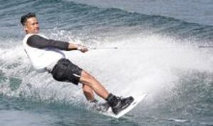Riau, Jabar dan DKI Loloskan 9 Peski di 12 Besar Wakeboard Putri