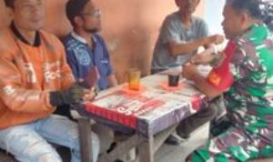 Babinsa Ramil 0201-03/MD Laksanakan Komsos di Wilayah Binaan