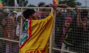 Meskipun Terik, Masyarakat Tetap Antusias Saksikan Pertandingan Cabor Atletik PON XXI Aceh-Sumut