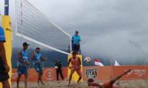 Tim Bola Voli Pantai Putra NTB 1 dan NTB 2 Rebut ke Babak Final