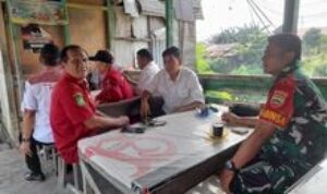 Babinsa Koramil 0201-01/MP Laksanakan Komunikasi Sosial Bersama Warga Kelurahan Sei Agul