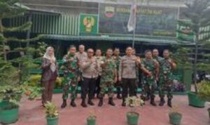 Polsek Medan Area & Polsek Medan Kota, Berikan Kejutan Ke Koramil 0201-04/MK Acara HUT TNI ke-79 Ta 2024