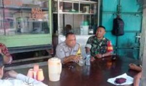 Serka Ponirin Babinsa Koramil 0201-09/MB Gelar Komsos Bersama Warga di Belawan Bahari