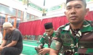 Babinsa Koramil 0201-03/MD Laksanakan Sholat Subuh Berjamaah di Masjid Jannatula Alim