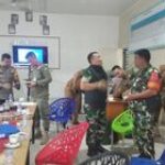 Ciptakan Kedekatan dengan Warga, Babinsa Koramil 0201-06/MS Laksanakan Komsos di Kelurahan Cinta Damai