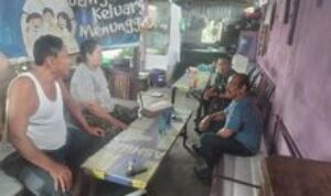 Babinsa Koramil 0201-06/MS Komsos dengan Tokoh Masyarakat untuk Jalin Komunikasi di Wilayah Teritorial