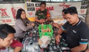 Babinsa Koramil 0201-05/MB Bersama Bhabinkamtibmas Aktif Sampaikan Pesan Kamtibmas Dalam Komsosnya