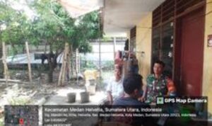 Babinsa Sertu Wiyono Jalin Silaturahmi dengan Tokoh Masyarakat Kelurahan Helvetia