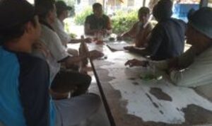 Kedekatan Babinsa dengan Warga: Serma Suswanto Laksanakan Komsos di Desa Suka Mulia Hulu