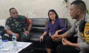 Babinsa Petisah Tengah Jalin Silaturahmi Lewat Komsos dengan Warga