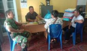 Babinsa Serka Bekti Prayogo Laksanakan Komsos Bersama Perangkat Desa di Namo Rih