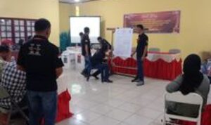 Pengamanan Ketat Rapat Pleno Rekapitulasi Suara, Babinsa Serma Imanuel Ginting Pimpin Pengamanan di Kecamatan Tigalingga