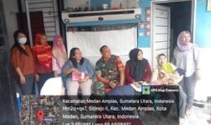 Babinsa Koramil 0201-08/MA Serka Rudi Hermanto Dampingi Kegiatan Posyandu