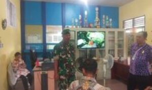 Babinsa Koramil 0201-06/MS Tingkatkan Sinergi dengan Aparat Kelurahan Helvetia