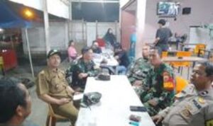 Babinsa Koramil 0201-09/MB Bersama Babinpotmar, Bhabinkamtibmas Dan Kepala Lingkungan bersinergi Tingkatkan Keamanan Wilayah Menjelang Pilkada