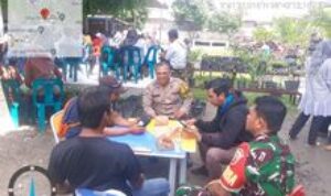 Jaga Stabilitas Kamtibmas, Babinsa Gelar Komsos di Kantor Lurah Medan Labuhan