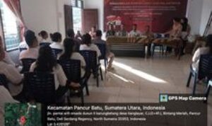 Babinsa Koramil 14/PB Hadiri Pelantikan KPPS Desa Kuta Tualah, Pastikan Persiapan Pilkada 2024 Berjalan Optimal