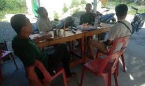 Babinsa Serda Agung Pradana Gelar Komsos Sadar Bencana untuk Antisipasi Dampak Banjir