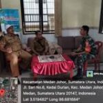 Kunjungi Kantor Lurah, Babinsa Koramil 0201-08/MA Komsos Dengan Perangkat Lurah