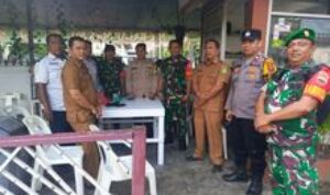 Babinsa Sertu Udin Guntoro Pantau Keamanan Ibadah Natal di GPIB Kasih Karunia Medan Helvetia