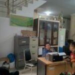 Babinsa Koramil 0201-01/MP Gelar Komsos dengan Perangkat Kelurahan Sei Putih Barat