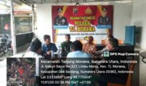 Babinsa Tanjung Morawa Monitor Permasalahan Penutupan Jalan oleh P2KM