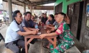 Komsos Dengan Warga, Babinsa Koramil 0201-14/Pancur Batu Juga Rutin Pantau Wilayah Binaan
