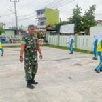Babinsa Berikan Pembinaan Olahraga Terhadap Siswa Sekolah SMP Di Wilayah Binaan