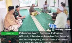 Babinsa dan Bhabinkamtibmas Gelar Komsos dengan Warga di Masjid Nurul Iman