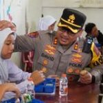 Dukung Program Presiden, Polres dan Pemkab Langkat Bagikan Makan Siang Bergizi Gratis di SLB Negeri Stabat