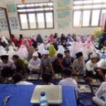 Serda Setiawan Babinsa Koramil 0201-02/MT Monitoring Program Makan Bergizi Gratis untuk 3.000 Siswa di Medan Timur