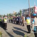 Babinsa Koramil 0201-02/MT Laksanakan Pos Pengamanan Idulfitri 1446 H di Jl. Cemara, Medan Timur