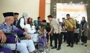 Bersama Wapres RI, Gubernur Sumut Bobby Nasution Sapa Calon Jemaah Haji