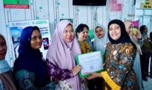 Ketua TP PKK Langkat Ny. Endang Kurniasih Ajak Perempuan Pematang Jaya Aktif Ikuti Tes IVA