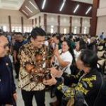 Festival Kemudahan dan Perlindungan Usaha Mikro, Gubernur Bobby Nasution Beri Hadiah Gratis Cicilan Kredit Setahun untuk UMKM
