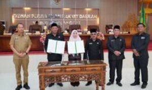 Bupati Langkat Hadiri Pengesahan P-APBD 2025, Tekankan Efisiensi Anggaran