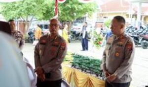 *Polda Sumut dan Polres Pelabuhan Belawan Gelar Minggu Kasih dan Gerakan Pangan Murah di Gereja HKBP Pajak Baru Belawan*